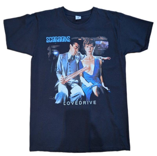 CAMISETA SCORPIONS LOVEDRIVE
