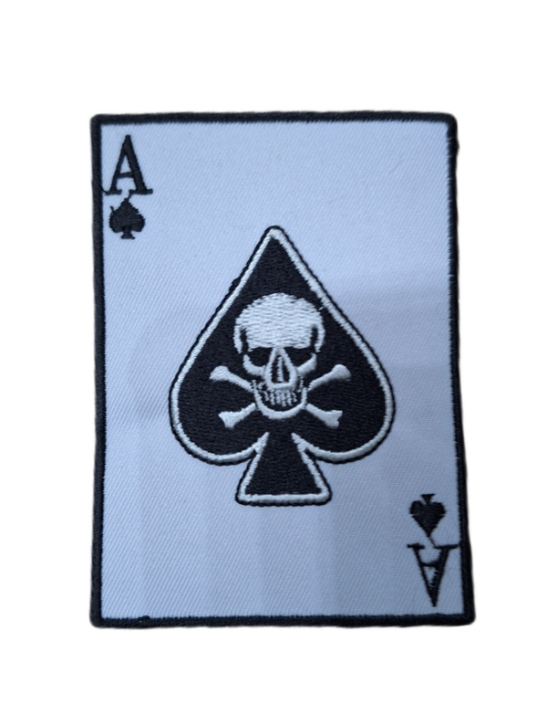 PARCHE PICA CON CALAVERA