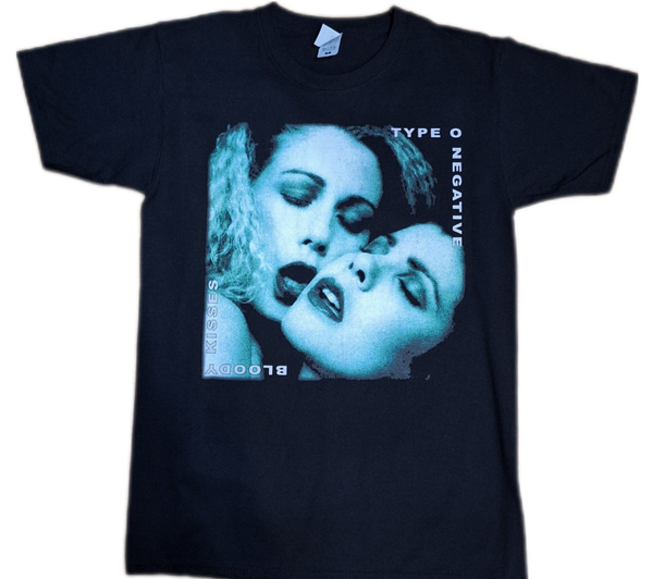 CAMISETA TYPE O NEGATIVE BLOODY KISSES