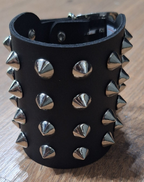 PULSERA PINCHOS CONO 4