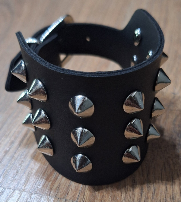 PULSERA PINCHOS CONO 3