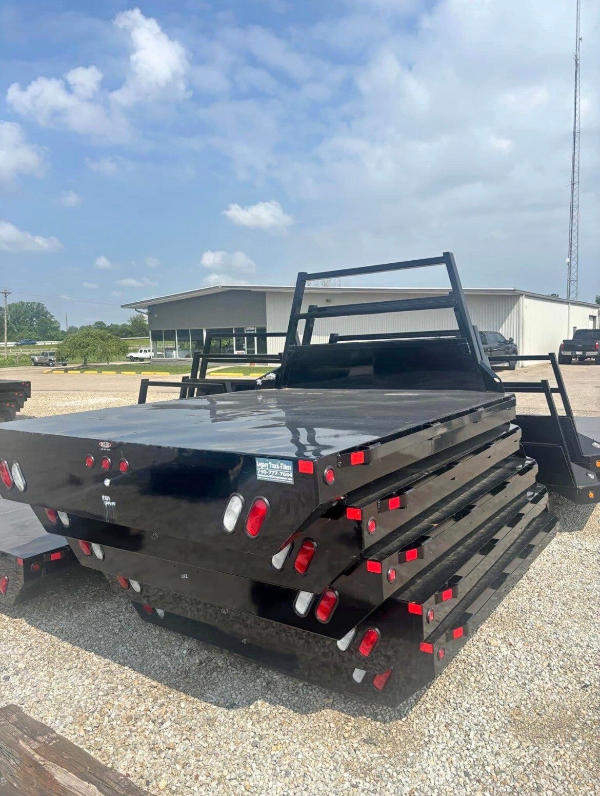 Bedrock marble series flatbeds Built in hitches Tons of storage Smoked lights Full wiring harness 7 pin plug in gooseneck and on back of bed Lights inside bed and on back for at night Media blasted then powder coated Multiple sizes in stock