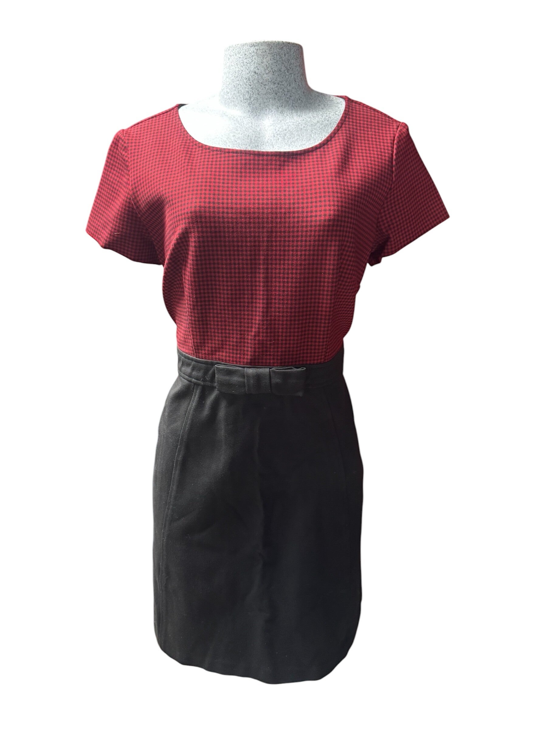 Robe Jacob rouge et noire-R109