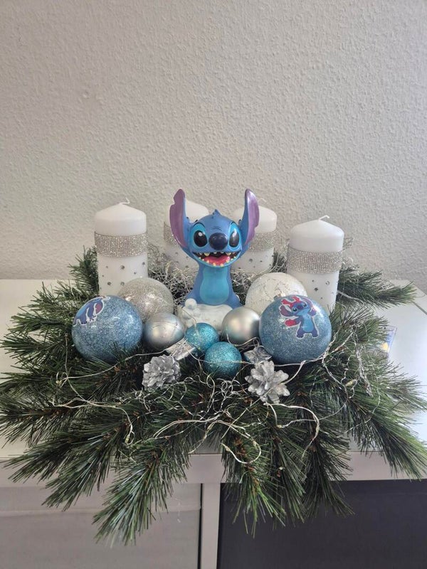 Stitch Weihnachtsgesteck Adventskranz