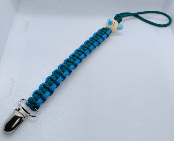 Attache tétine