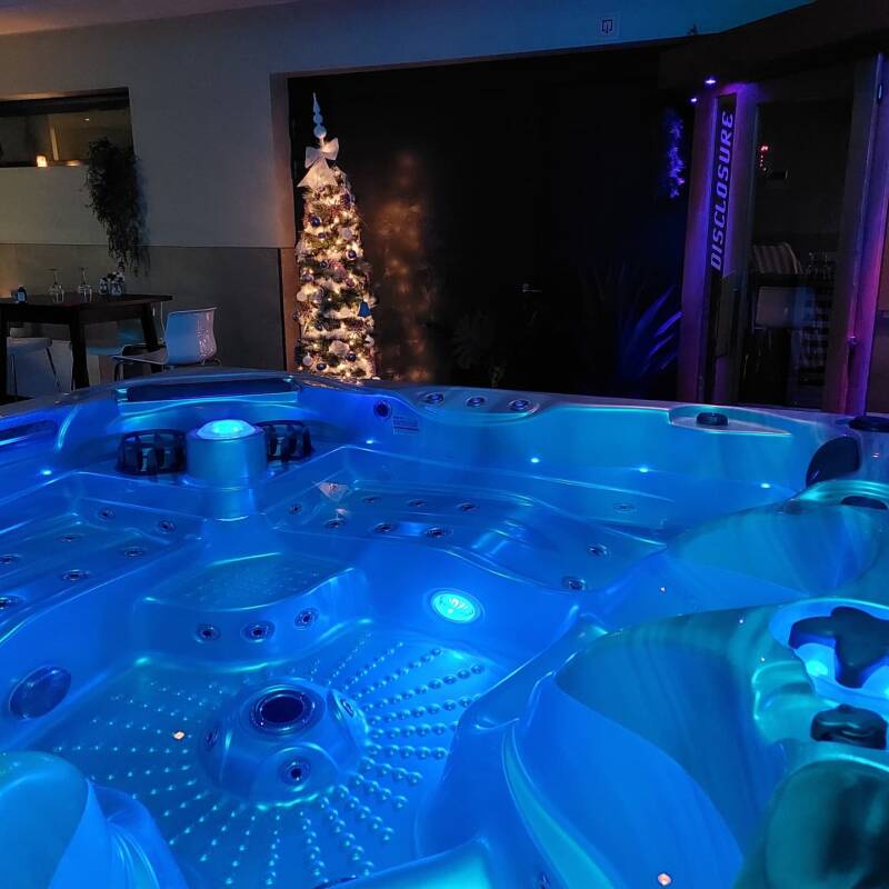 afbeelding van de jacuzzi binnen
