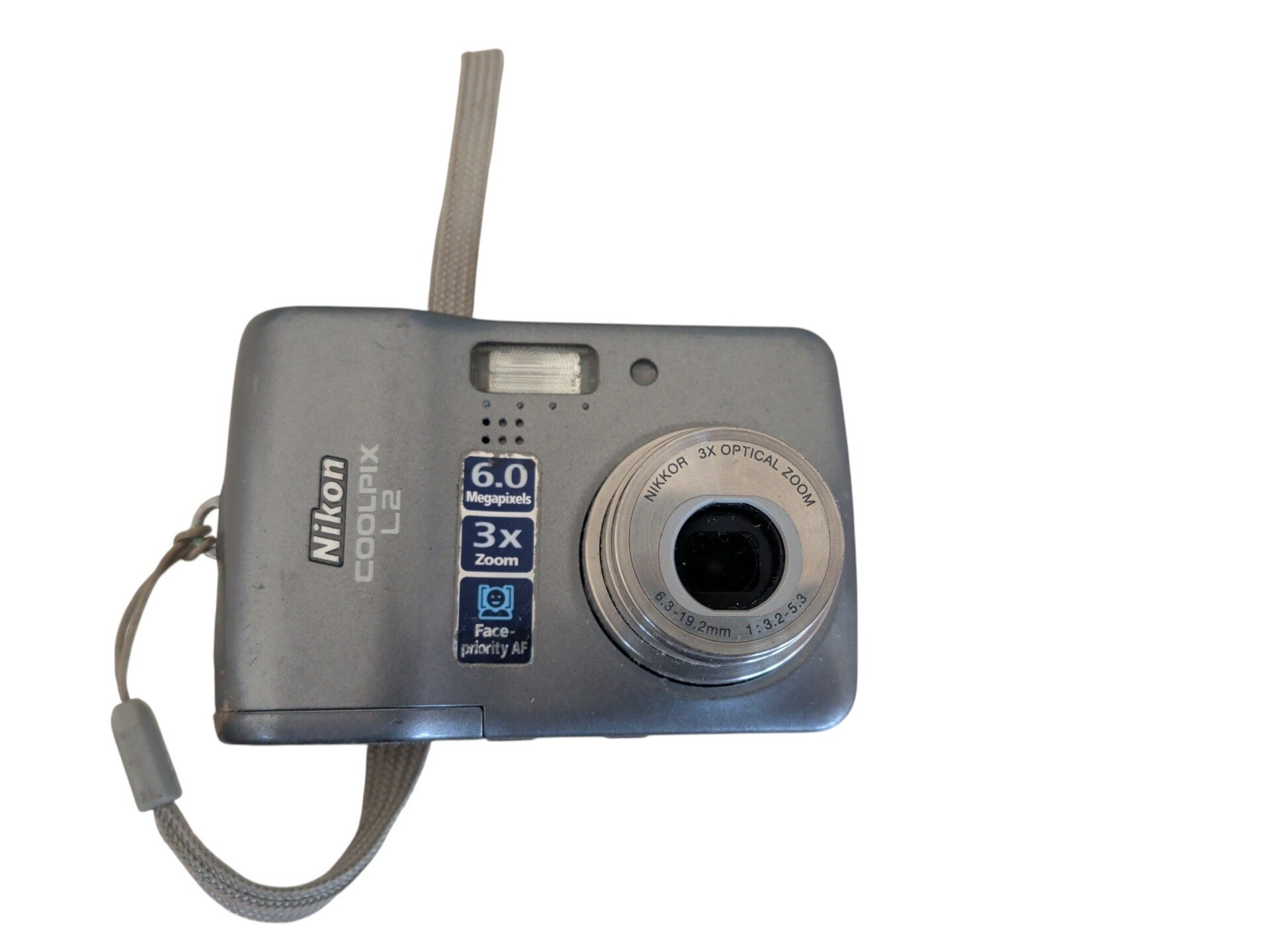 Nikon COOLPIX L2 6.0MP Digital Camera - Gray Untested