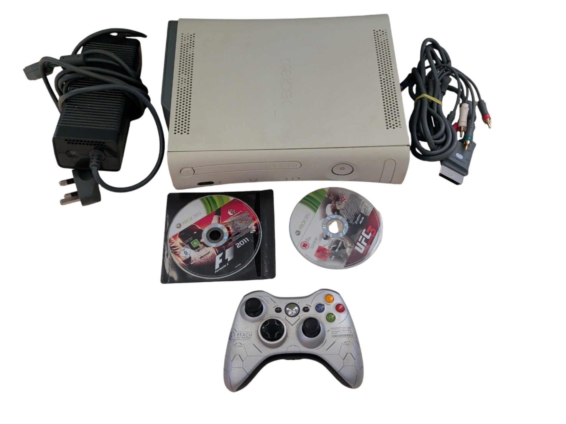 Xbox 360 console bundle with 2 games.