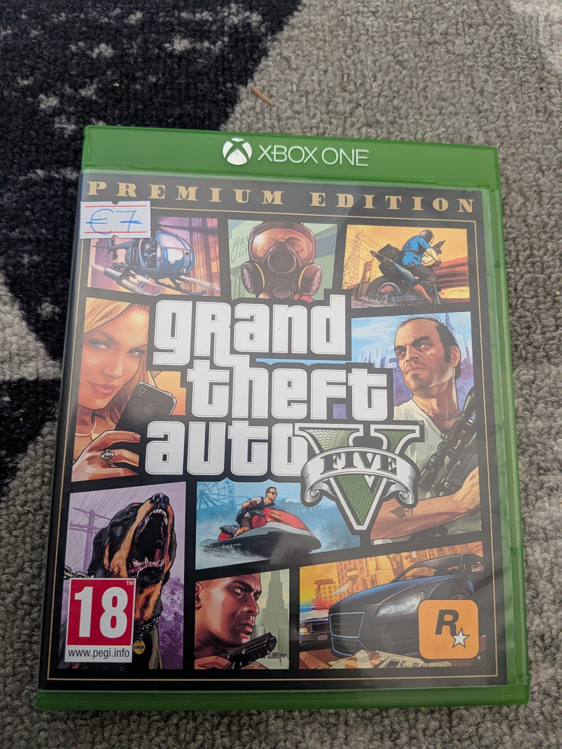 GRAND THEFT AUTO V: PREMIUM EDITION | XBOX ONE