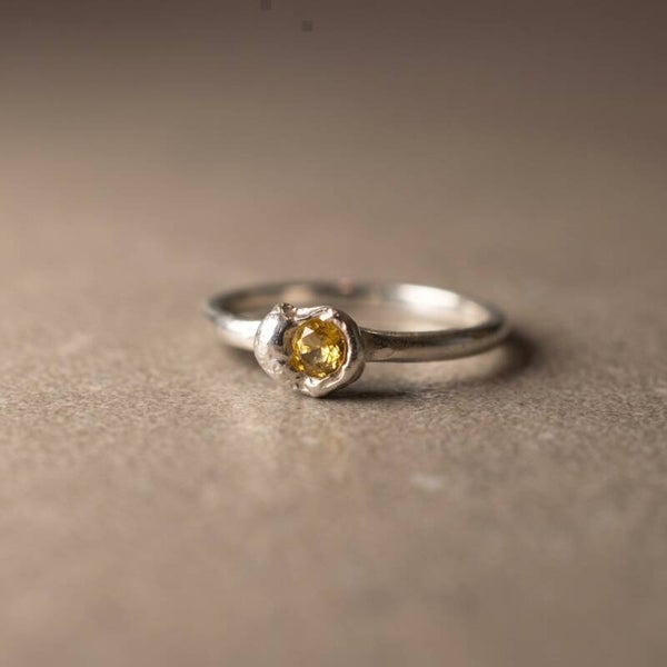 Luminous Bloom Ring AU Size Q