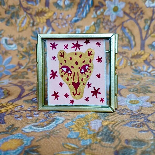 Ingelijst kunstwerkje ‘Panther’ op handgeschept papier (5x5cm)