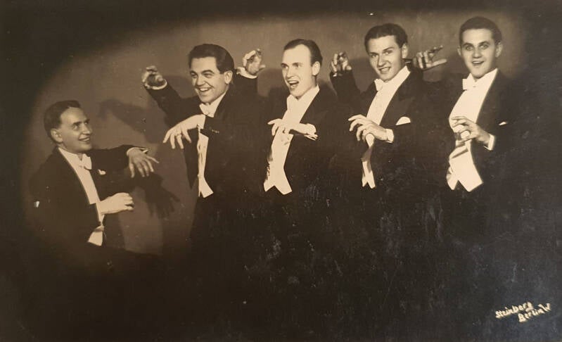 Studioaufnahme der Kardosch-Sänger von Mischa Steinberg