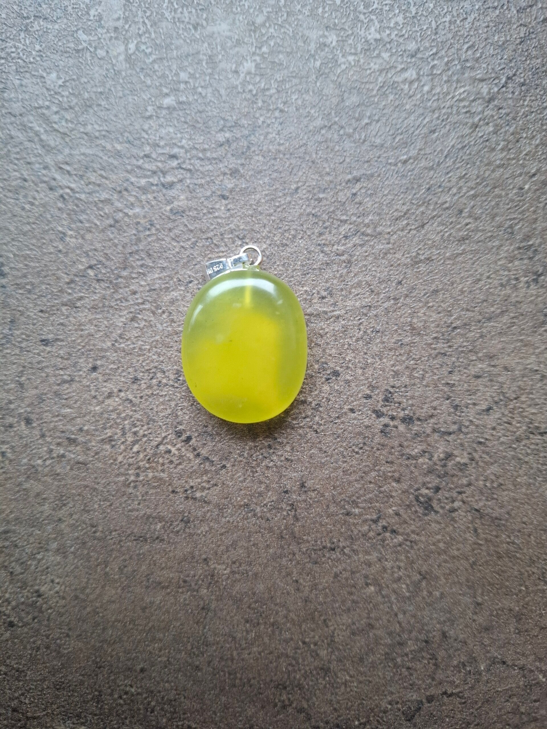 Serpentijn limoen hanger