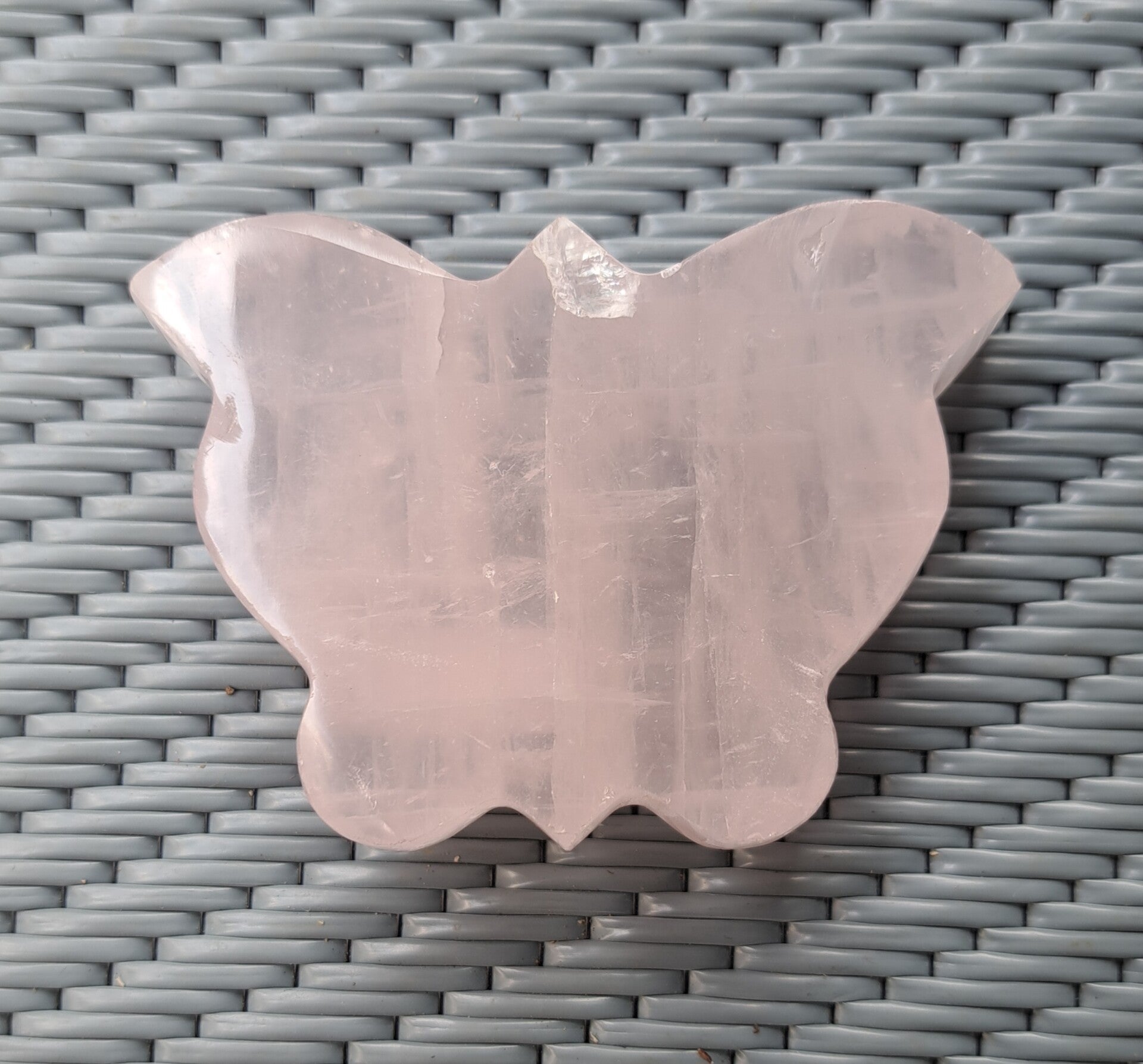 Rozenkwarts vlinders midden