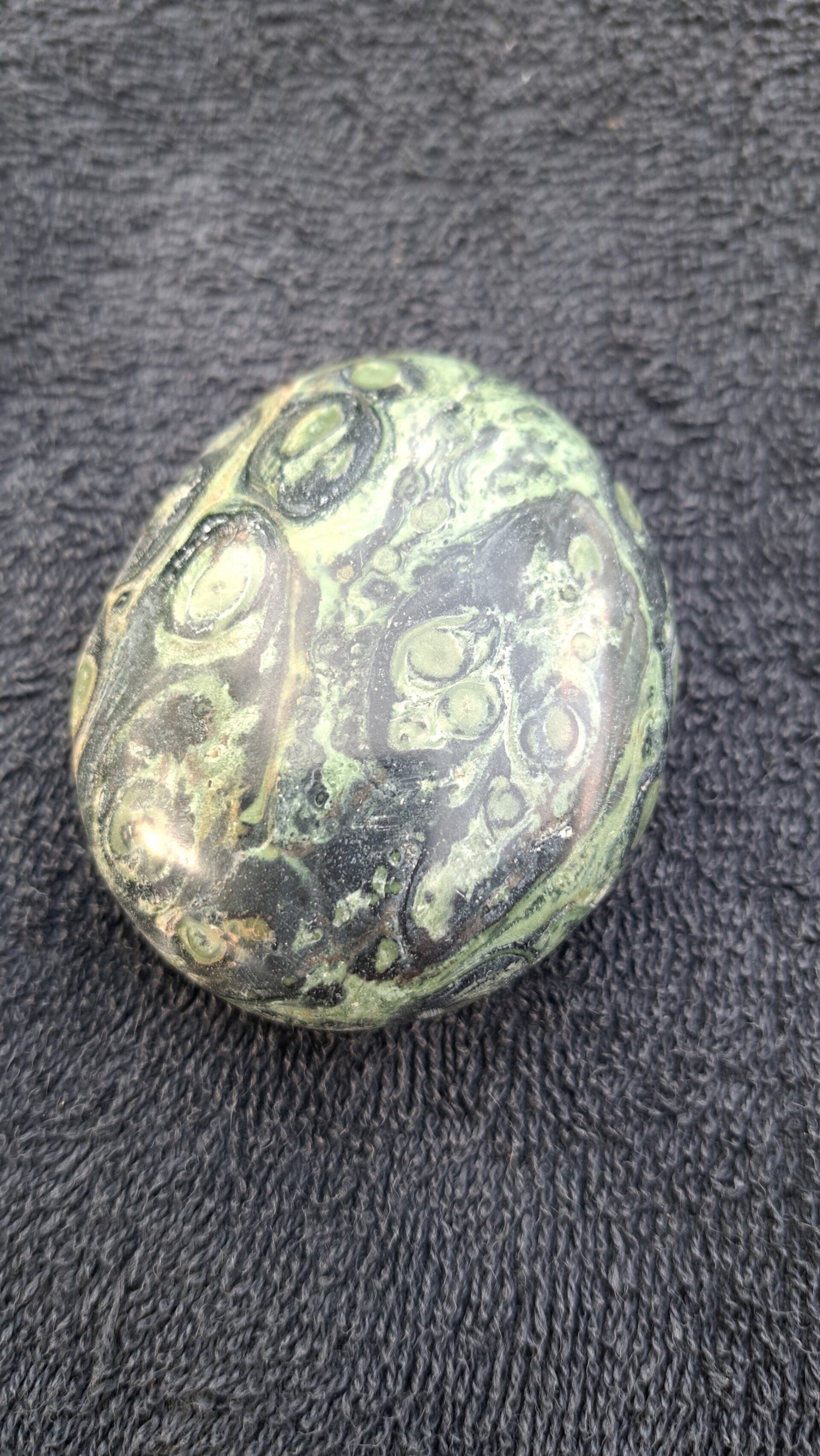 eldariet / Kambada jaspis  knuffelsteen