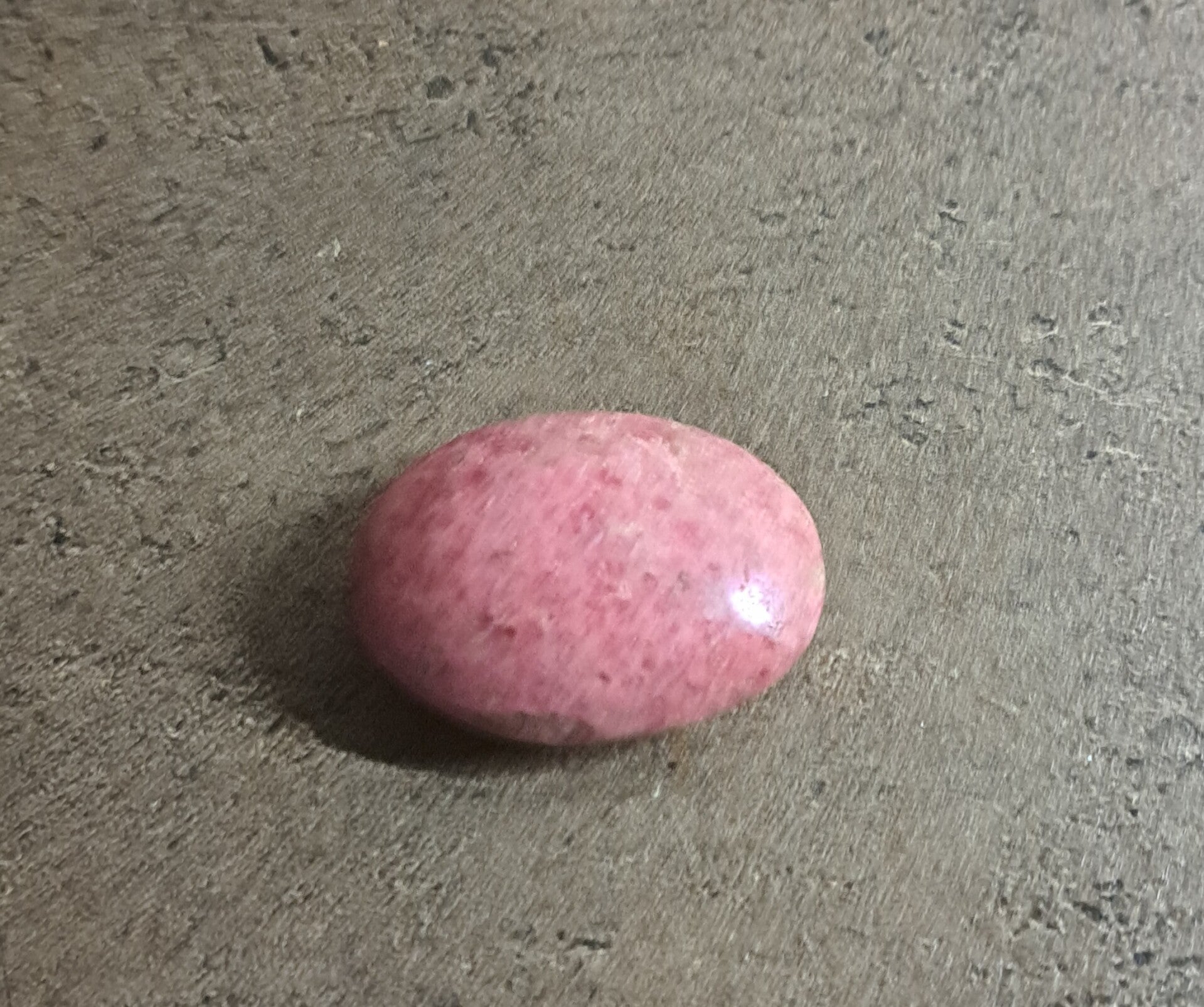 Rhodoniet knuffelsteen nr1