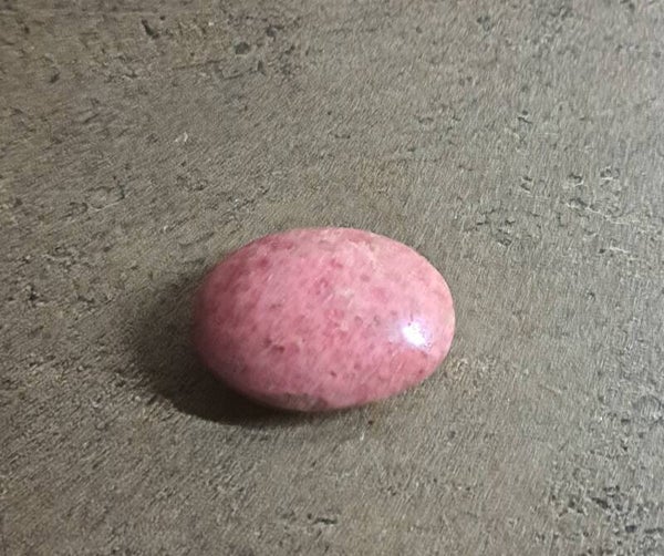 Rhodoniet knuffelsteen nr1