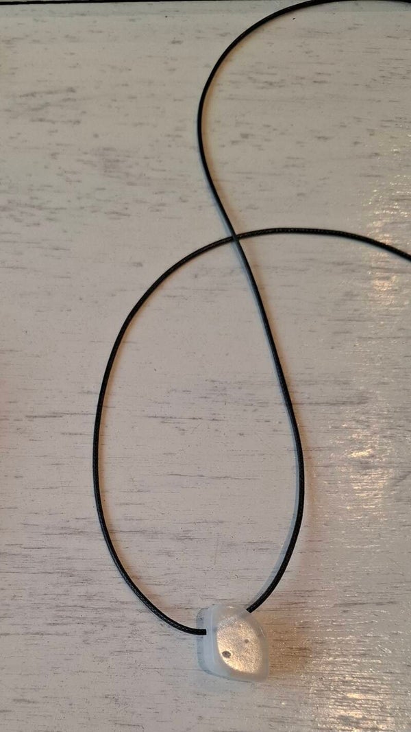 Ulexiet doorboorde hanger nr4