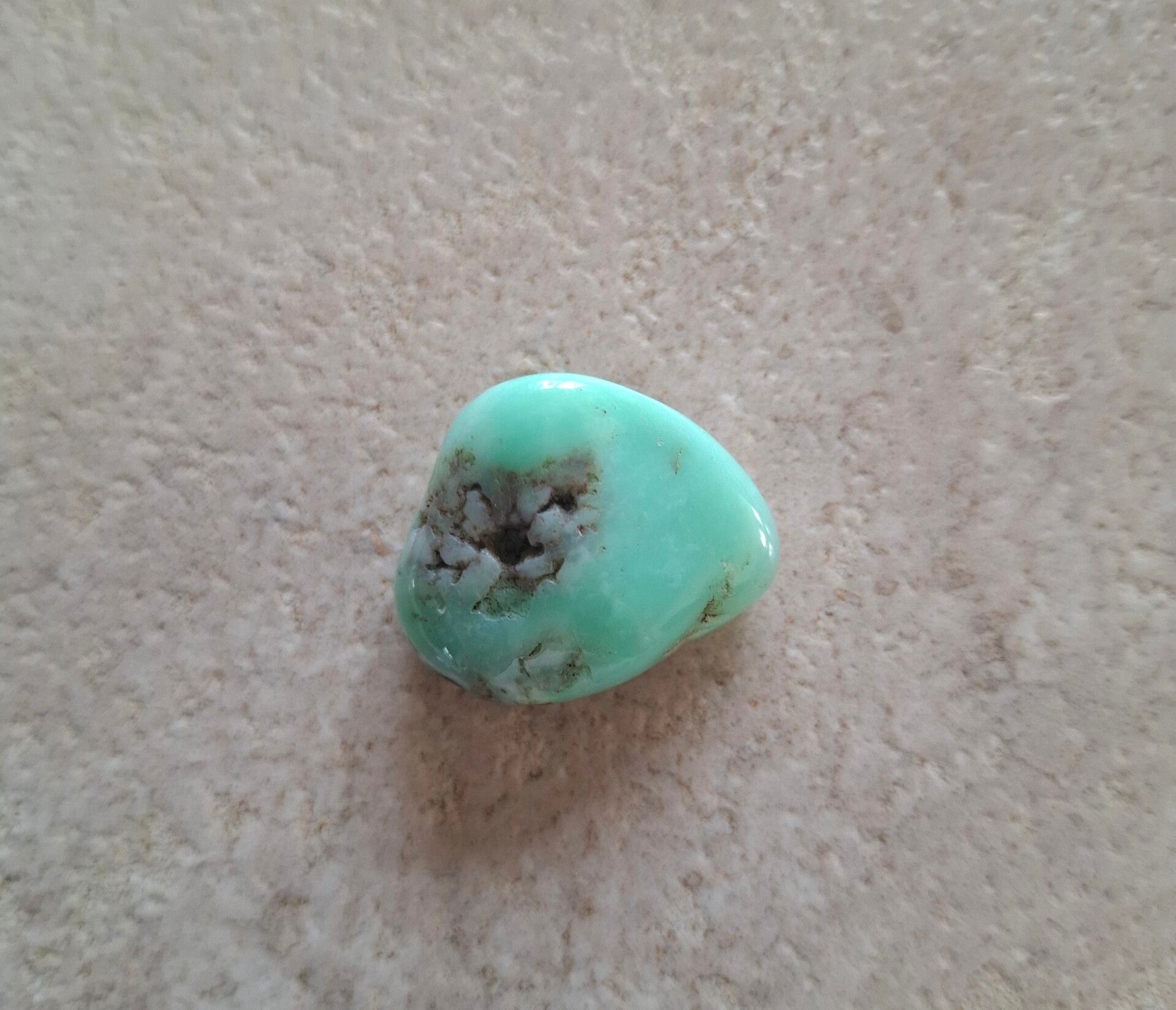 Chrysopraas knuffel steen nr 3
