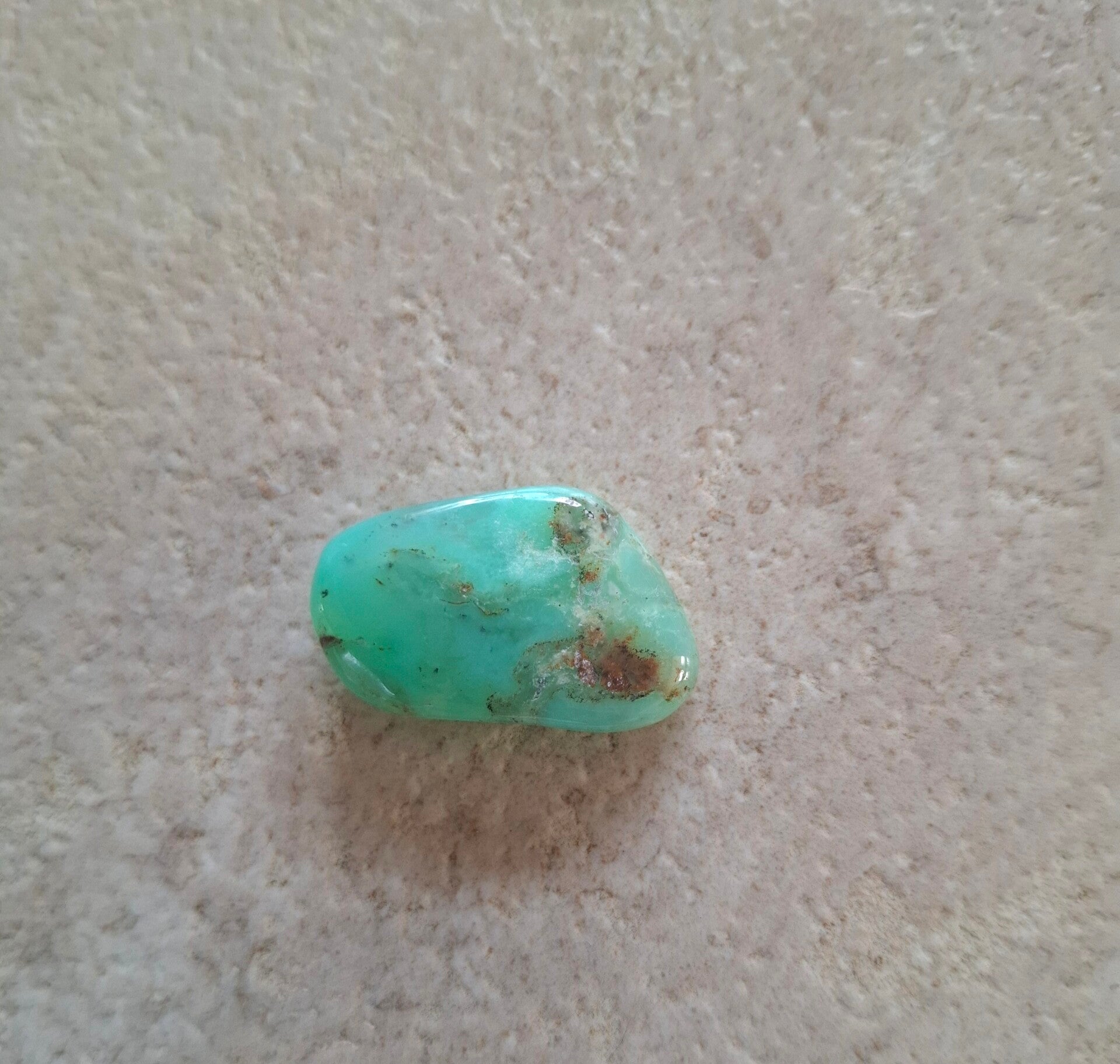 Chrysopraas knuffel steen nr 4
