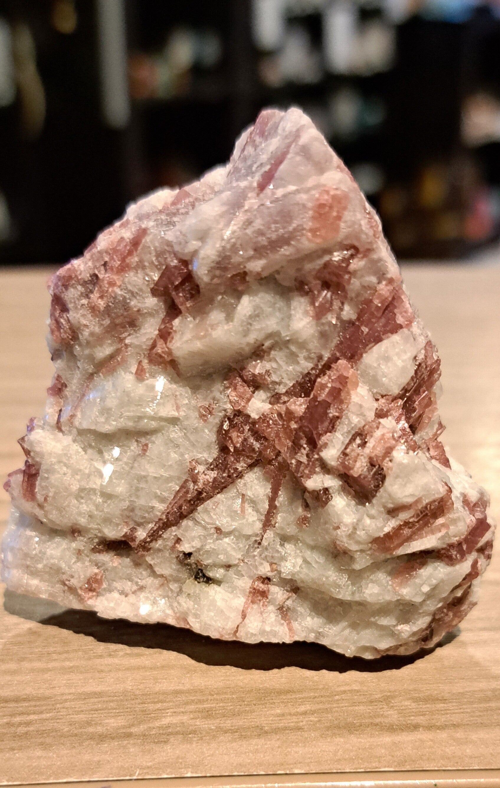 Toermalijn roze (rubiliet)