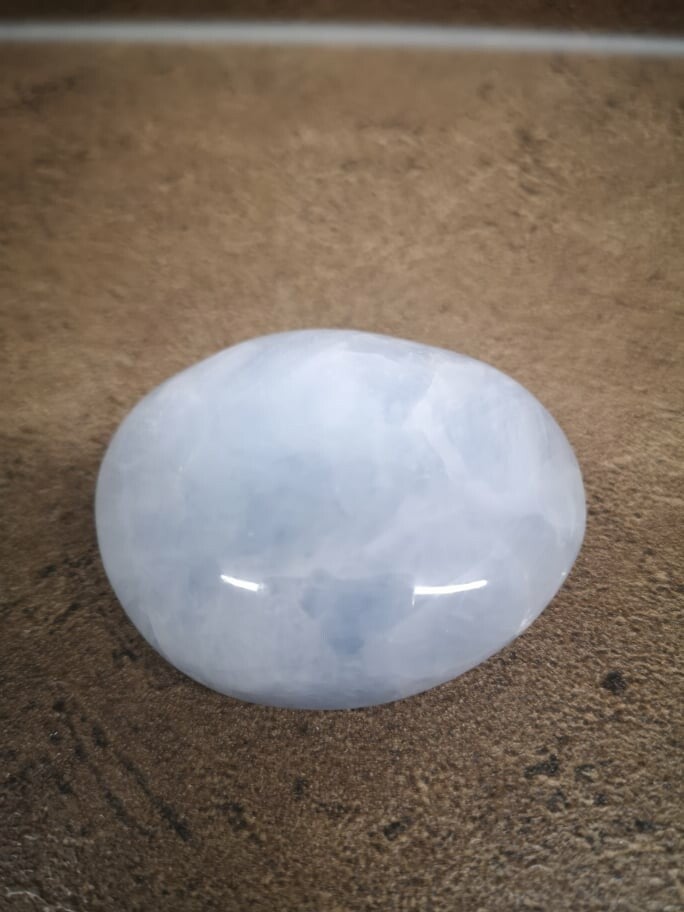 Calsiet blauw zeepsteen