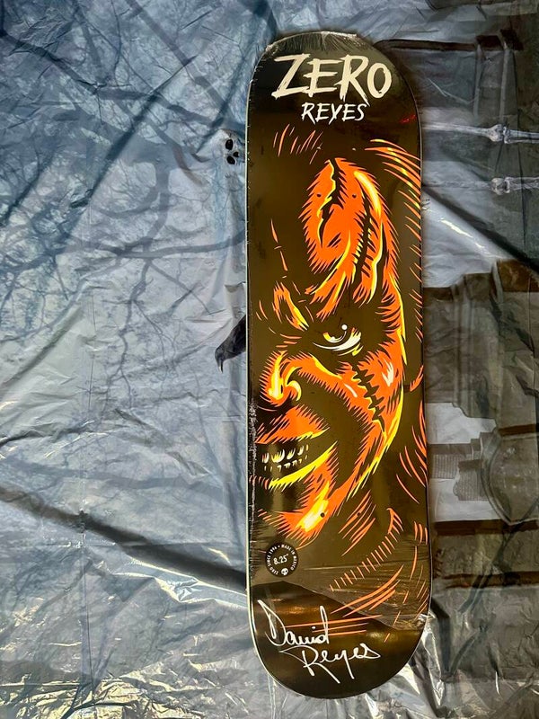 Zero - David Reyes Fright Night II Series “ Chucky “ ( Signed )