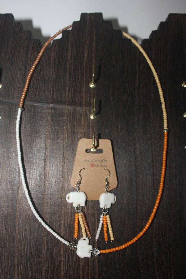 Ref. 26000005 - Collar AFRICA