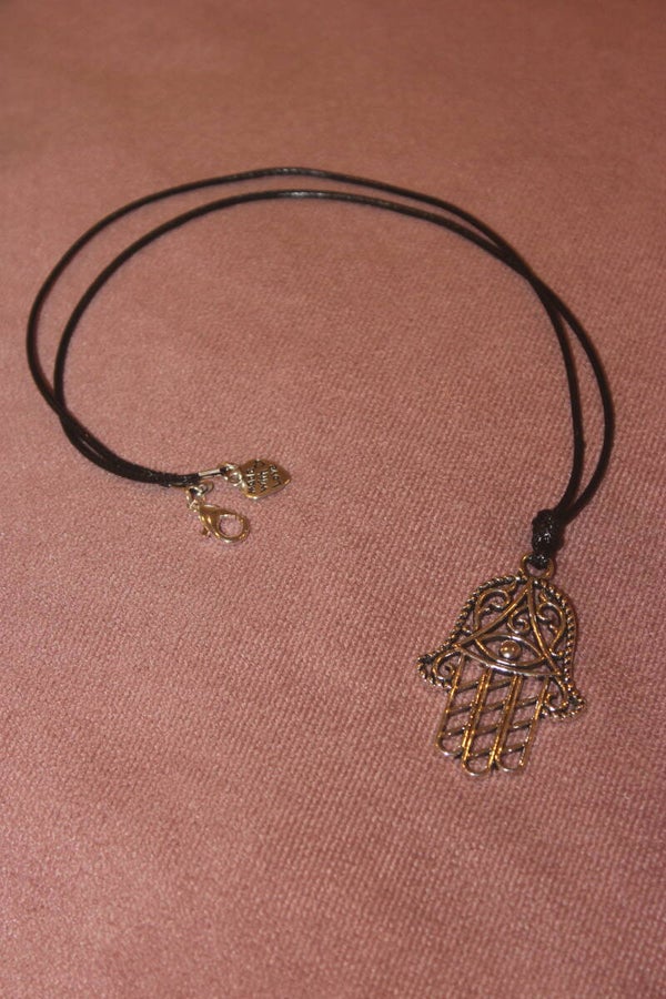 Ref. 26010002 - Collar con cordón de cuero
