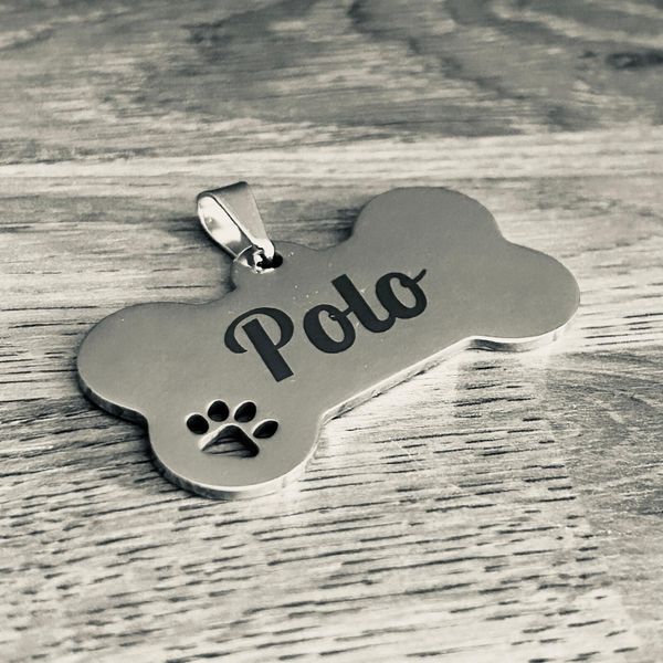 Médaillon en Forme d'OS