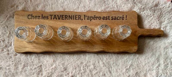 Planche à découper en Acacia à personnaliser