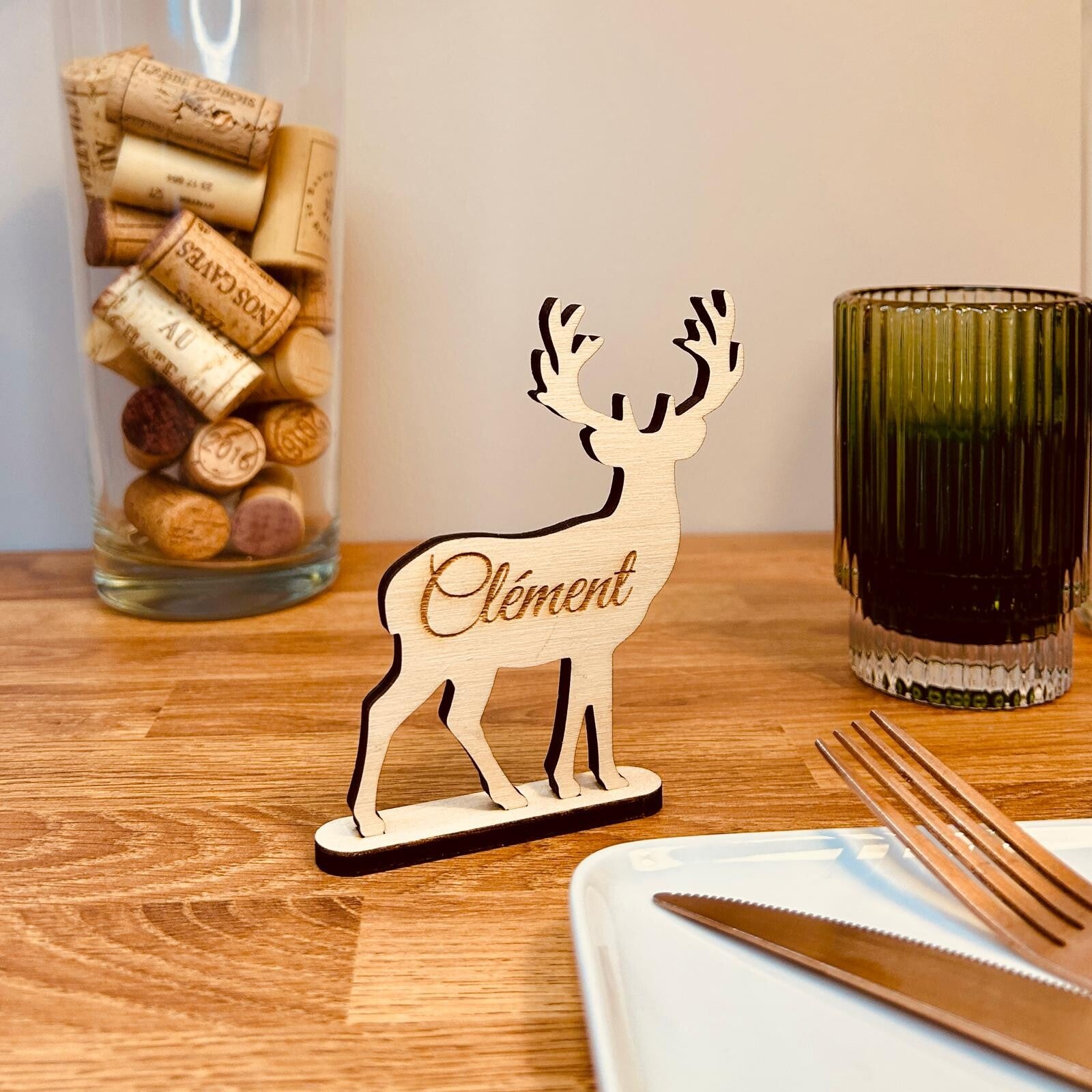 Marque place - Le Cerf et sa famille