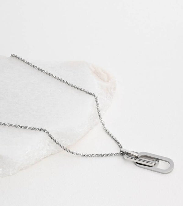 Collier en acier avec pendentif double