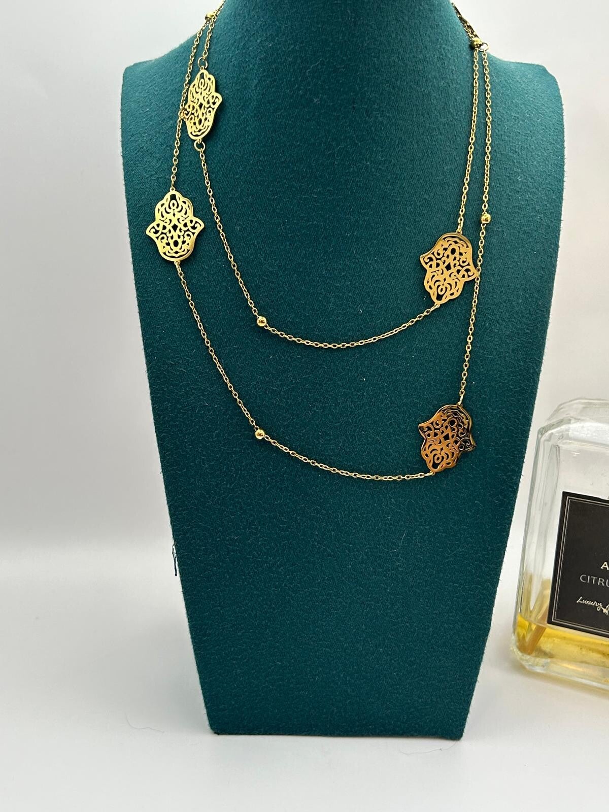 COLLIER  / SAUTOIR  MAIN FATMA