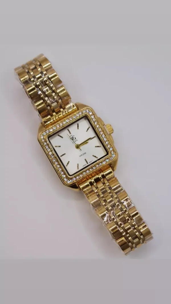 MONTRE GG LUXE FOND BLANC 6987