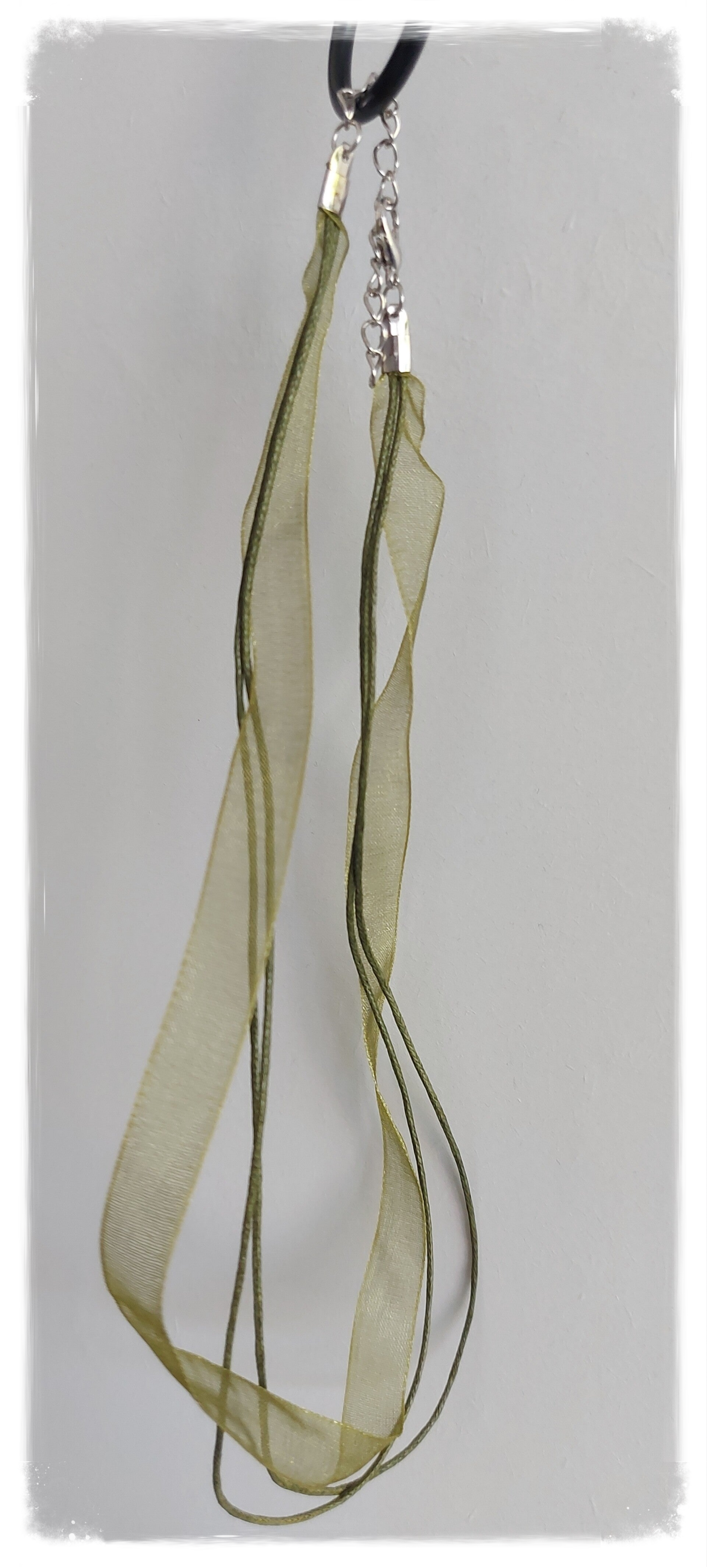 Wax/ organza ketting groen