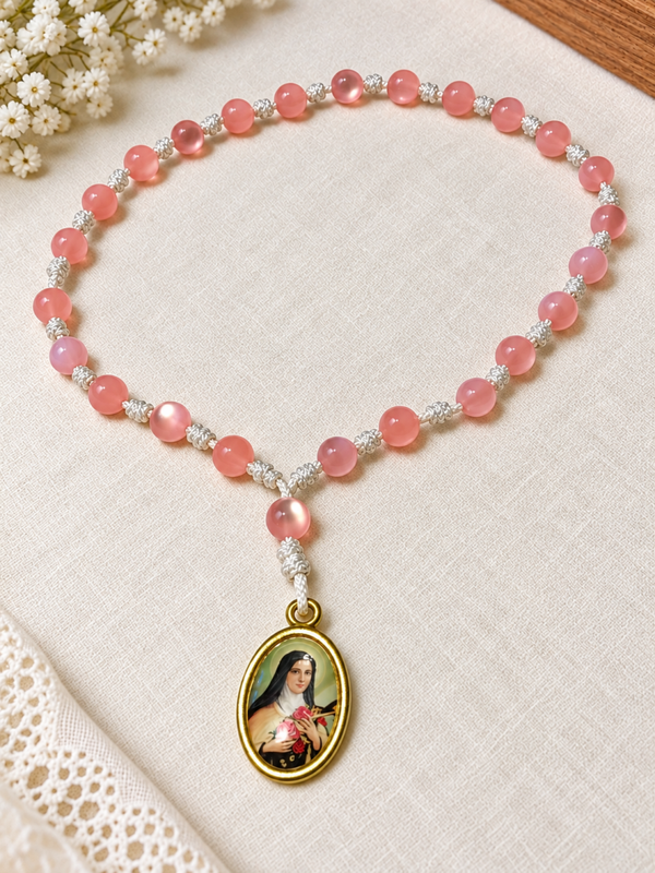 Coroncina di Santa Teresina - in semilmadreperla rosa - filo bianco