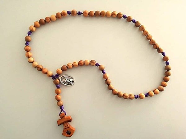 Corona dell'Addolorata in legno d'olivo - filo viola