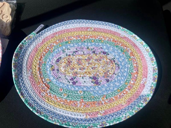 Rag Quilted Dog Dish Mast