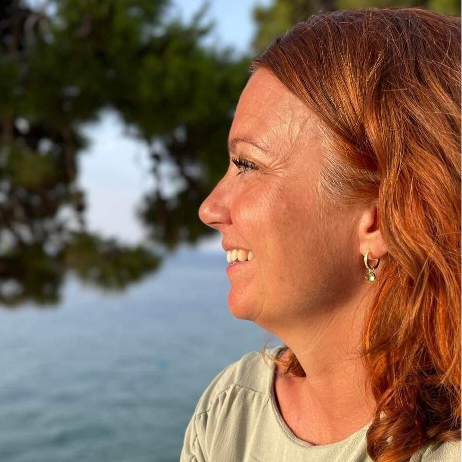 Helena Söderlund i naturen – vägledning med närvaro och tillit