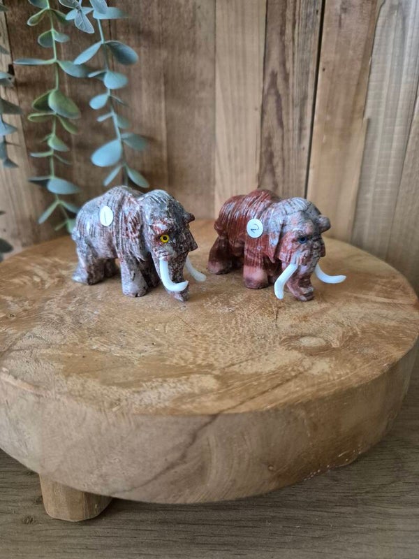 Mammoet van  speksteen 5cm