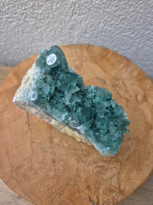 Groene fluoriet cluster nr246