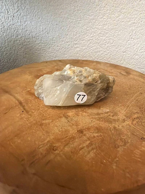 Maansteen ruw nr77