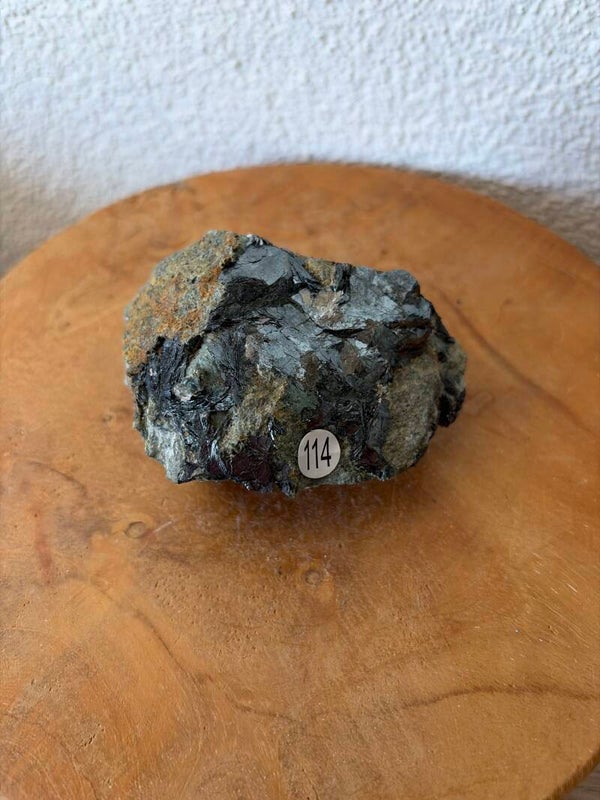 Hematiet nr114