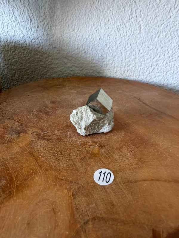 Pyriet Navajun nr110