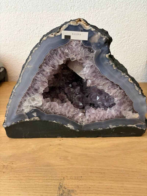 Amethist geode 13,5 kg ( alleen afhalen )