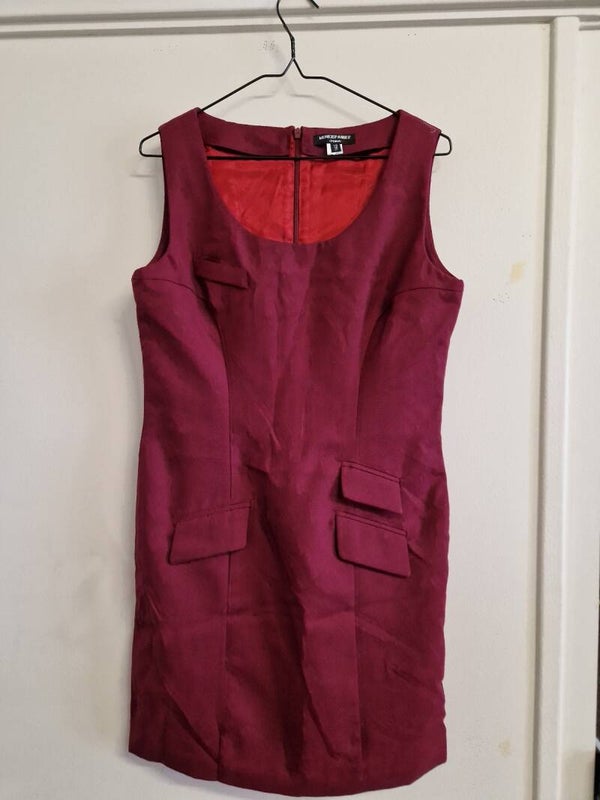 Pinafore Munkispanner Bordeaux Grösse 12/38 JNM06