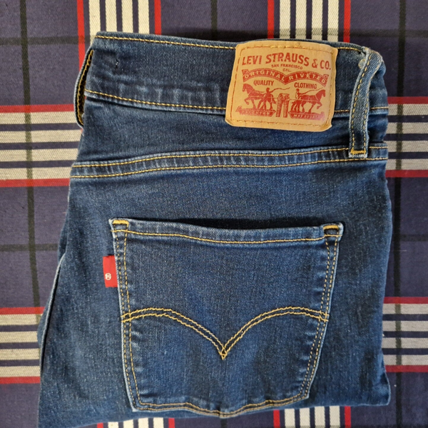 Levis Jeans - W30 L32 - GRF06