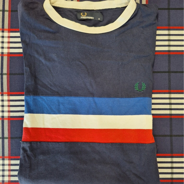 T-Shirt Fred Perry, Grösse M TIM11