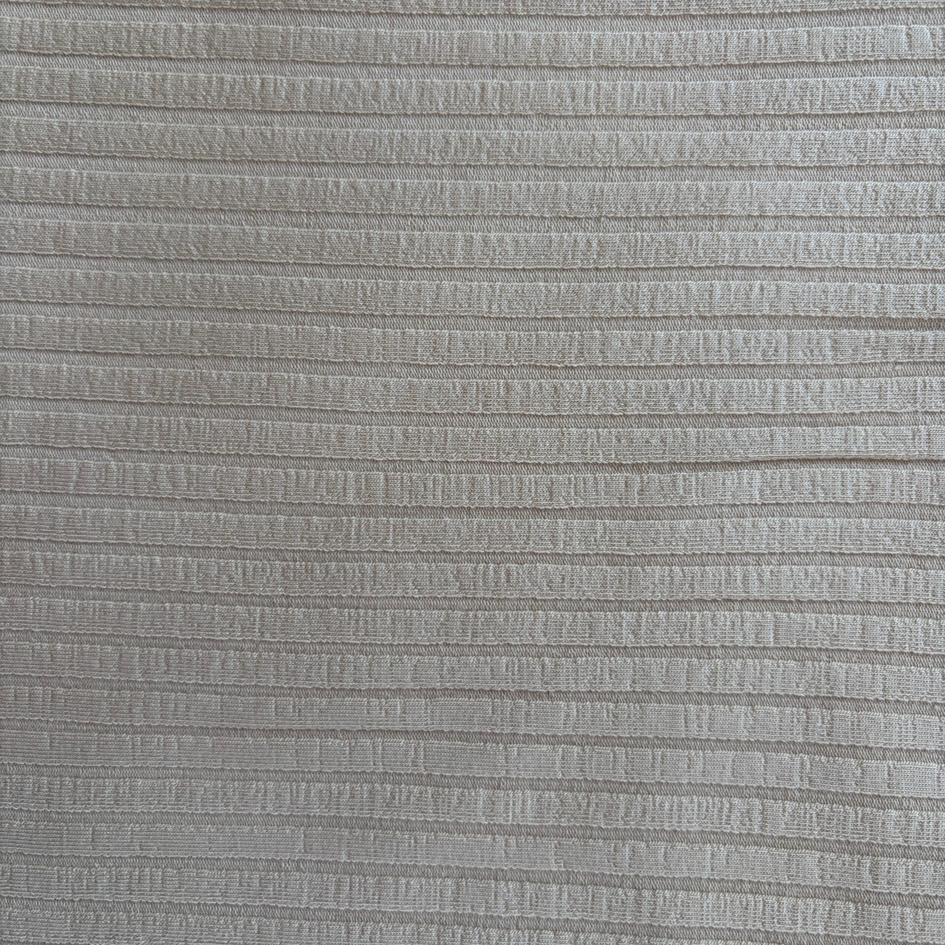 2033-beige brede rib